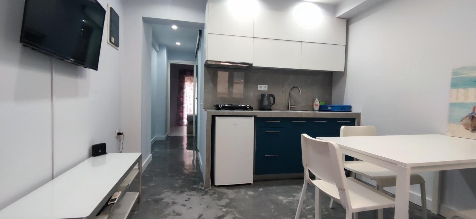 New Apartment With A Separate Entrance Near The Subway. 雅典 外观 照片