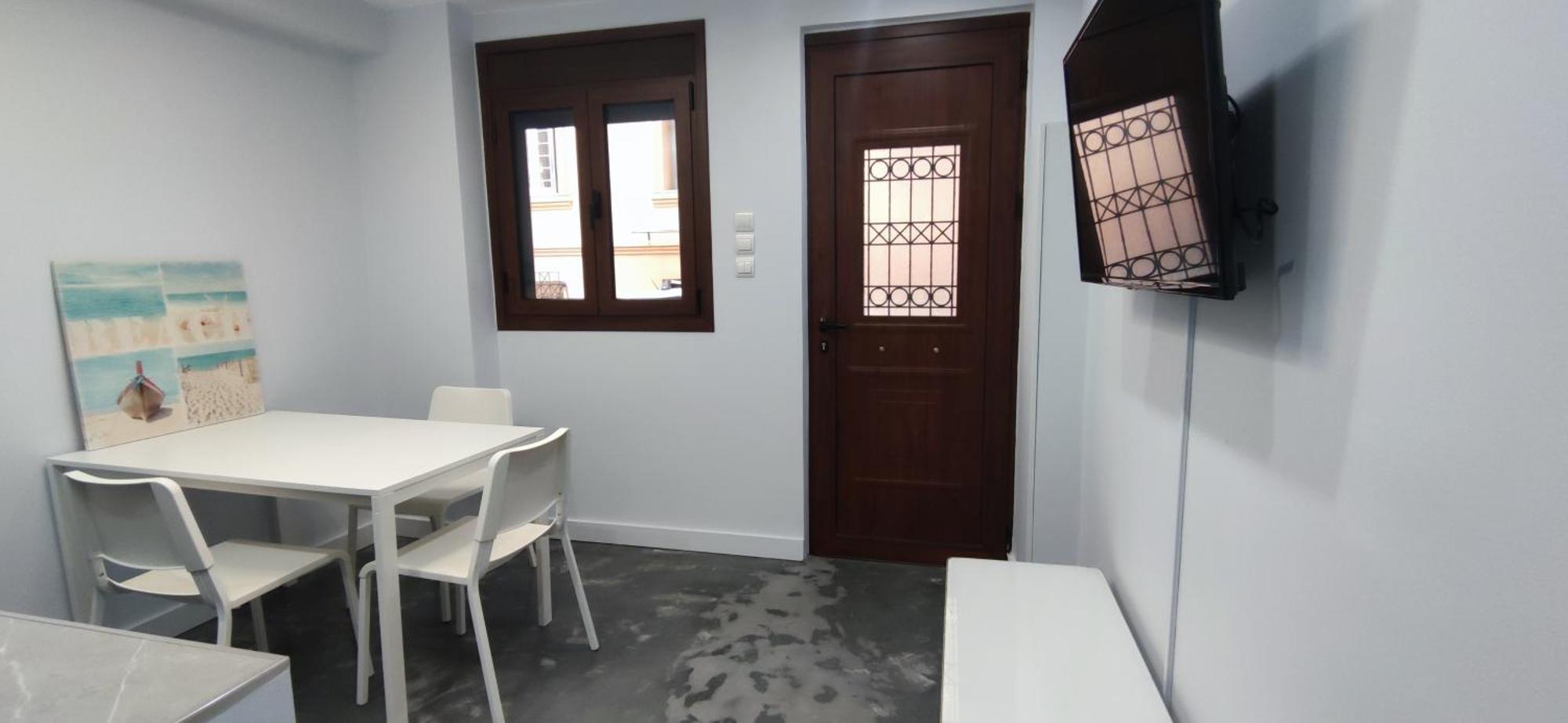 New Apartment With A Separate Entrance Near The Subway. 雅典 外观 照片