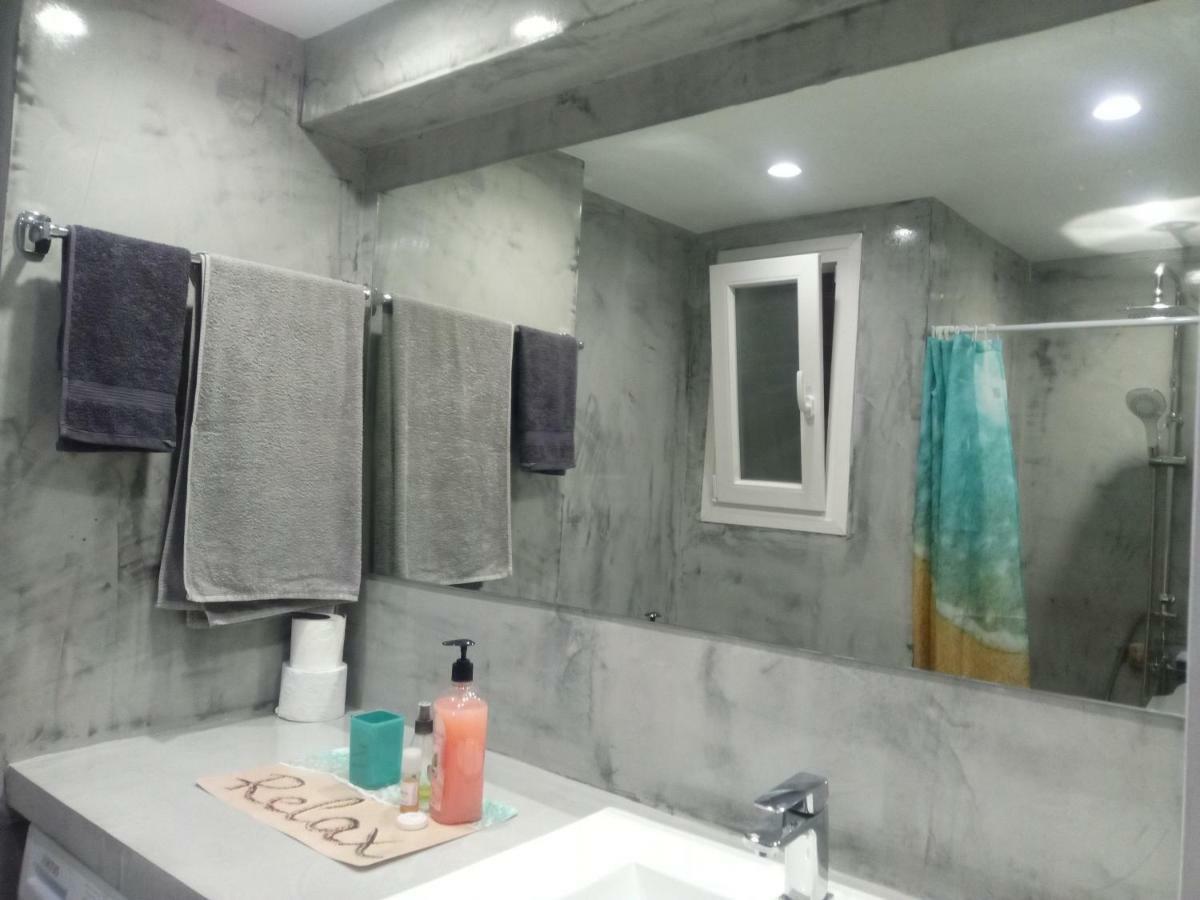 New Apartment With A Separate Entrance Near The Subway. 雅典 外观 照片