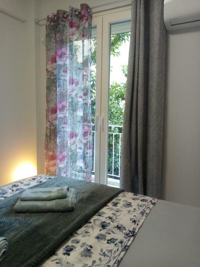 New Apartment With A Separate Entrance Near The Subway. 雅典 外观 照片